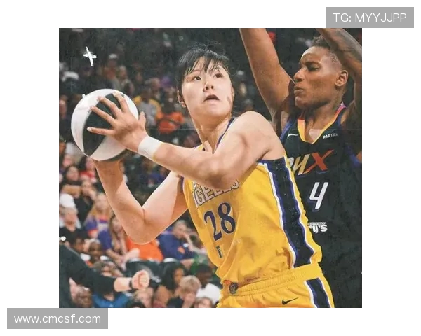 2019年火花队与自由人队激烈对决赛况回顾与精彩瞬间分析