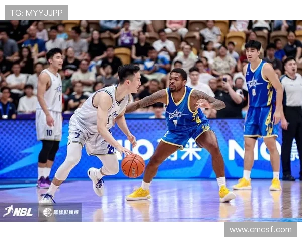 李晓旭的成长之路:从青涩少年到篮球场上的闪耀明星 李晓旭的成长之路:从青涩少年到篮球场上的闪耀明星